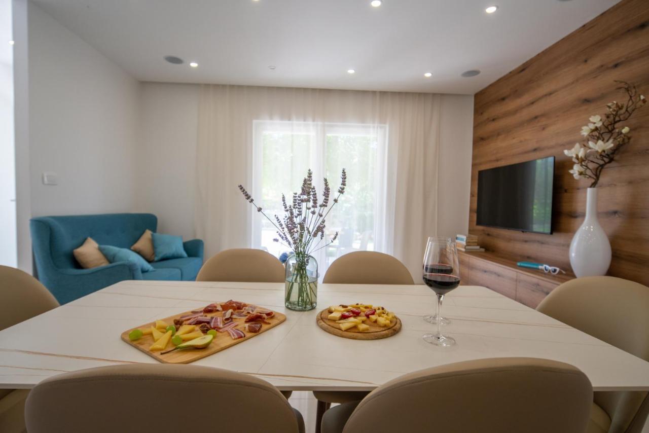 Garden Apartment Pakoštane Exteriér fotografie